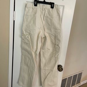 Girl’s tan colored cargo pant